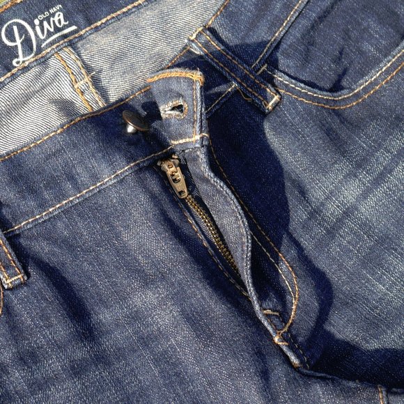 Old Navy Diva Boot Cut Jeans Size 8 Long - Picture 9 of 11
